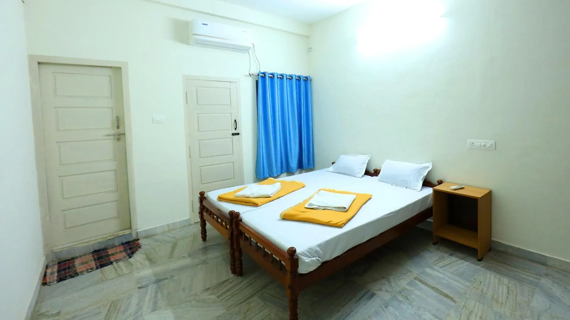 Temple View Residency Otel Chottanikara